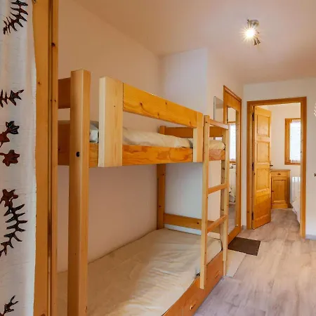 Cosy 2 Pieces, Cabine, 5 Pers, Meribel, Pres Des Pistes, Animaux Admis - Fr-1-180-591 * Les Allues